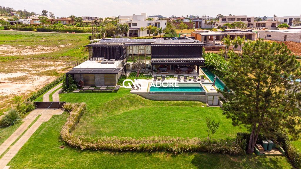 Casa de Condomínio à venda com 8 quartos, 840m² - Foto 1