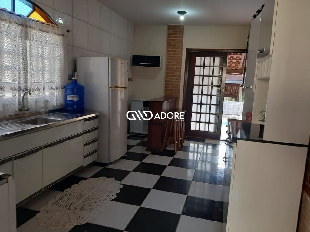 Casa à venda com 2 quartos, 298m² - Foto 11