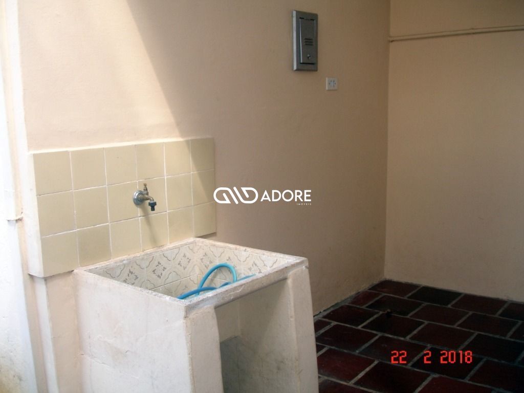 Casa à venda com 3 quartos, 197m² - Foto 22