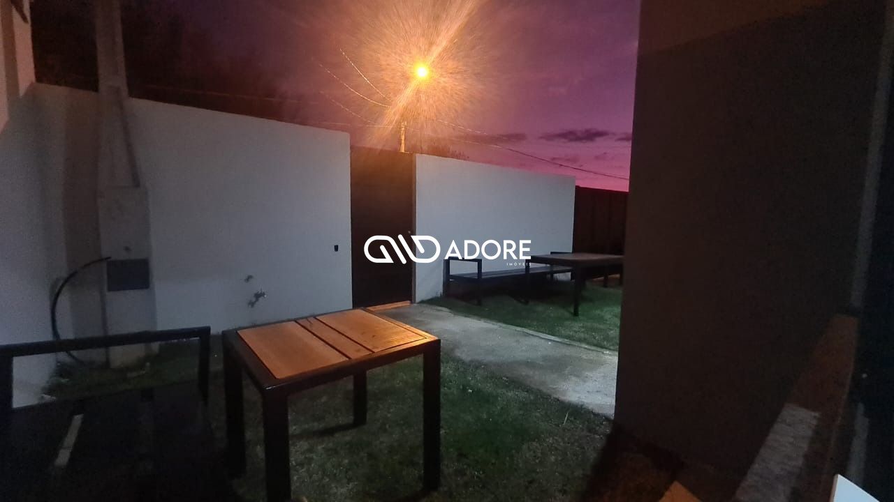 Casa à venda com 2 quartos, 62m² - Foto 14