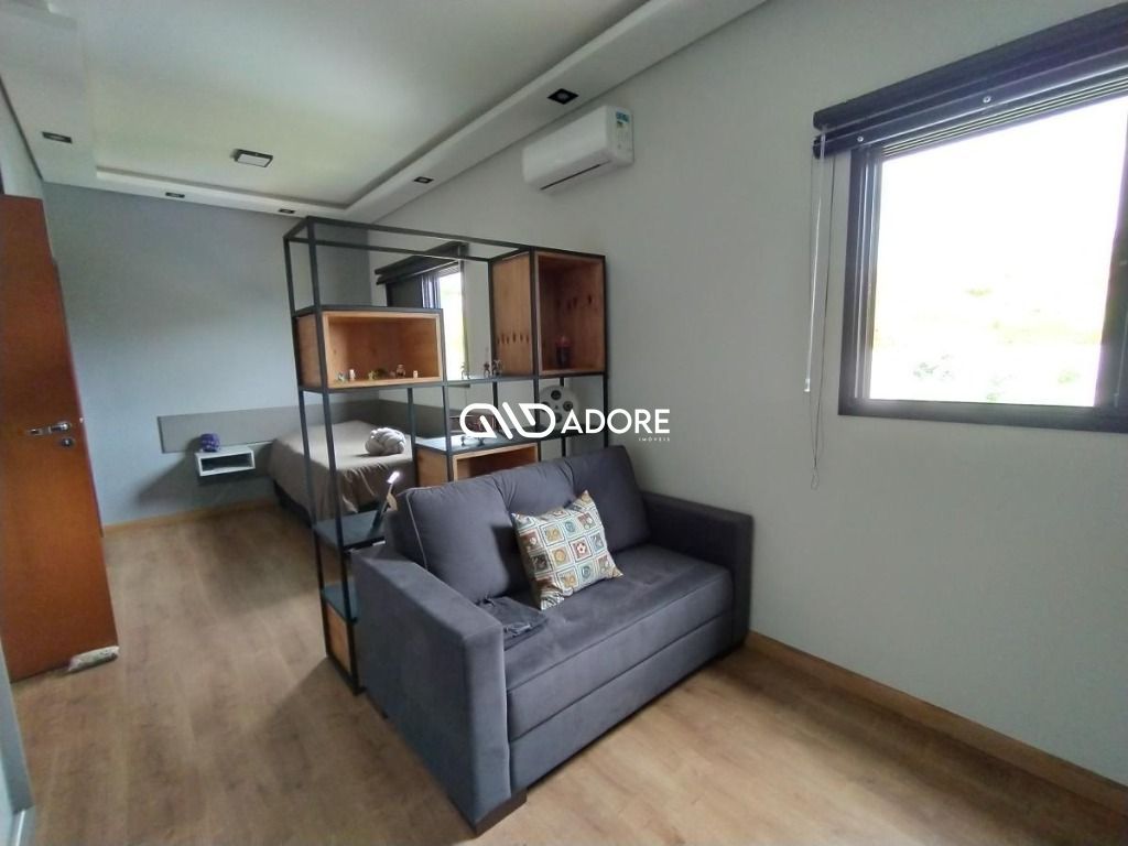 Casa de Condomínio à venda com 4 quartos, 248m² - Foto 19