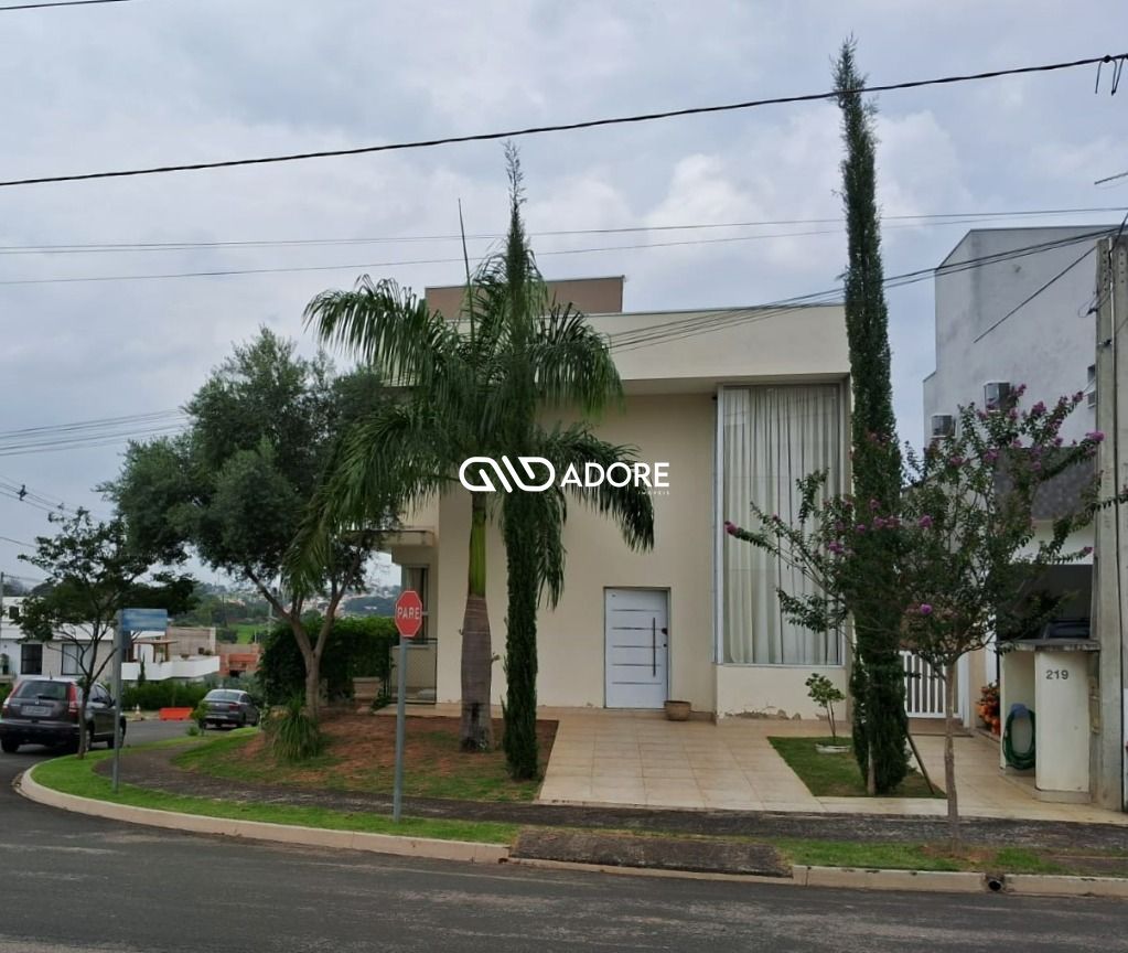 Casa de Condomínio à venda com 3 quartos, 216m² - Foto 2