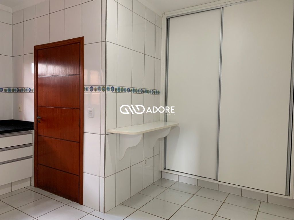 Casa de Condomínio à venda com 3 quartos, 269m² - Foto 35