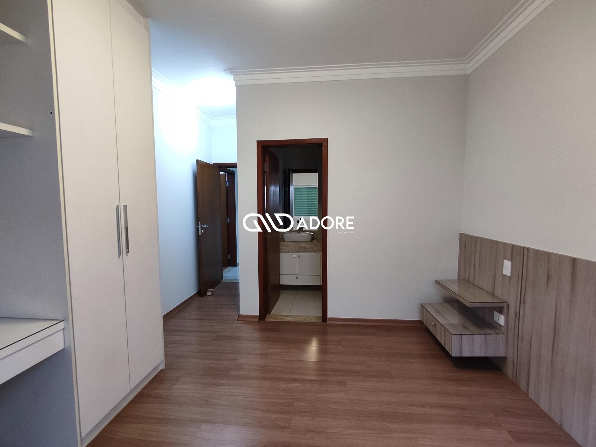 Casa de Condomínio para alugar com 4 quartos, 325m² - Foto 22