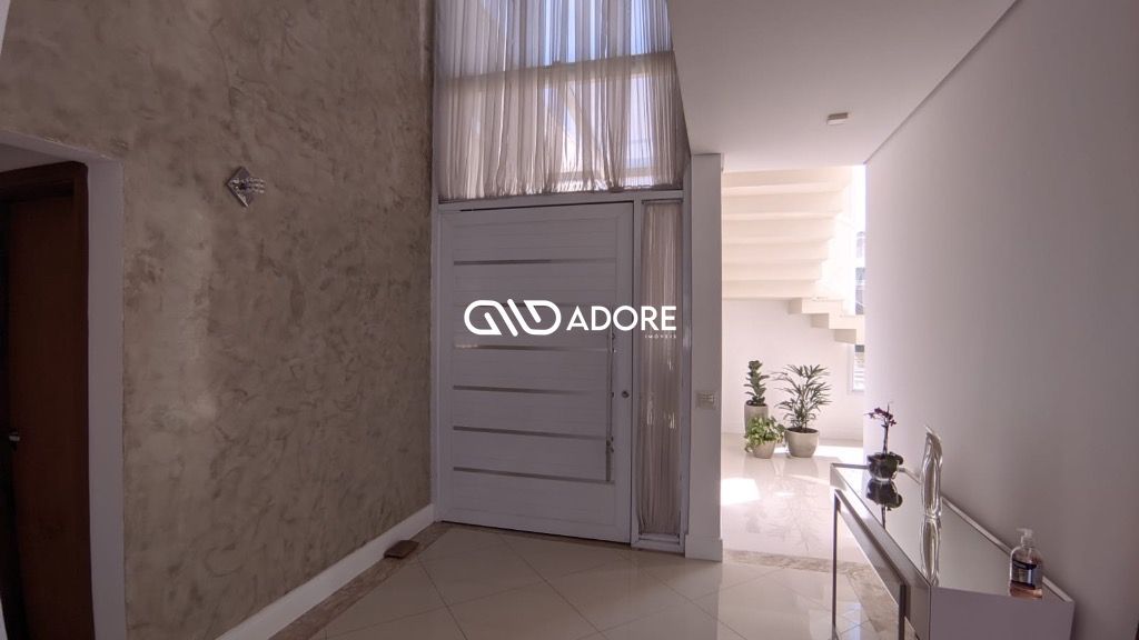 Casa de Condomínio à venda com 3 quartos, 360m² - Foto 2