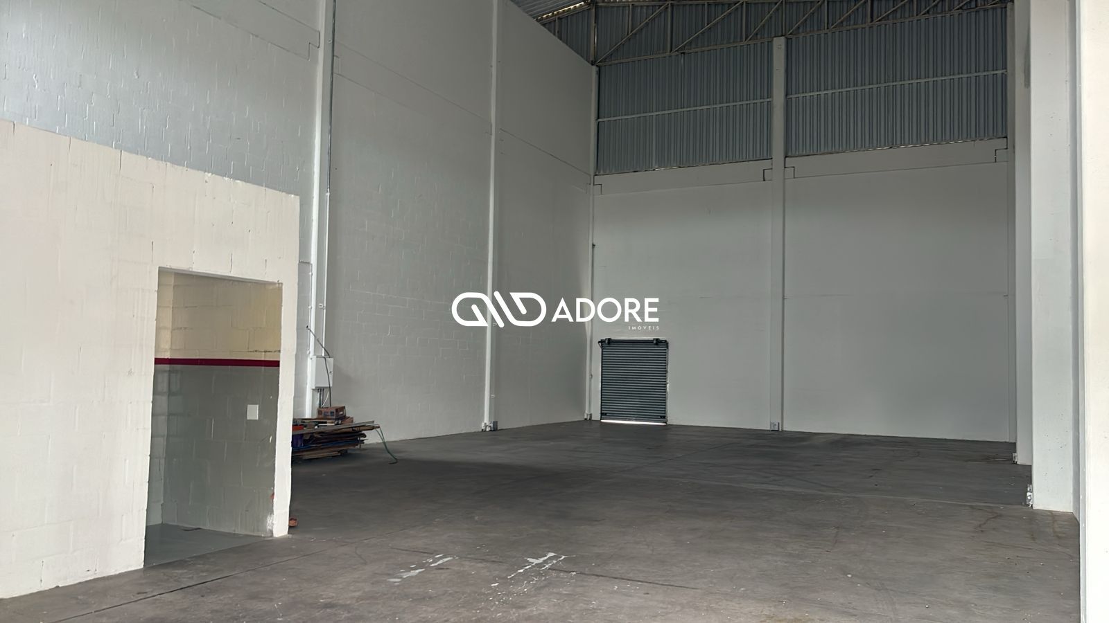 Depósito-Galpão-Armazém para alugar, 300m² - Foto 4