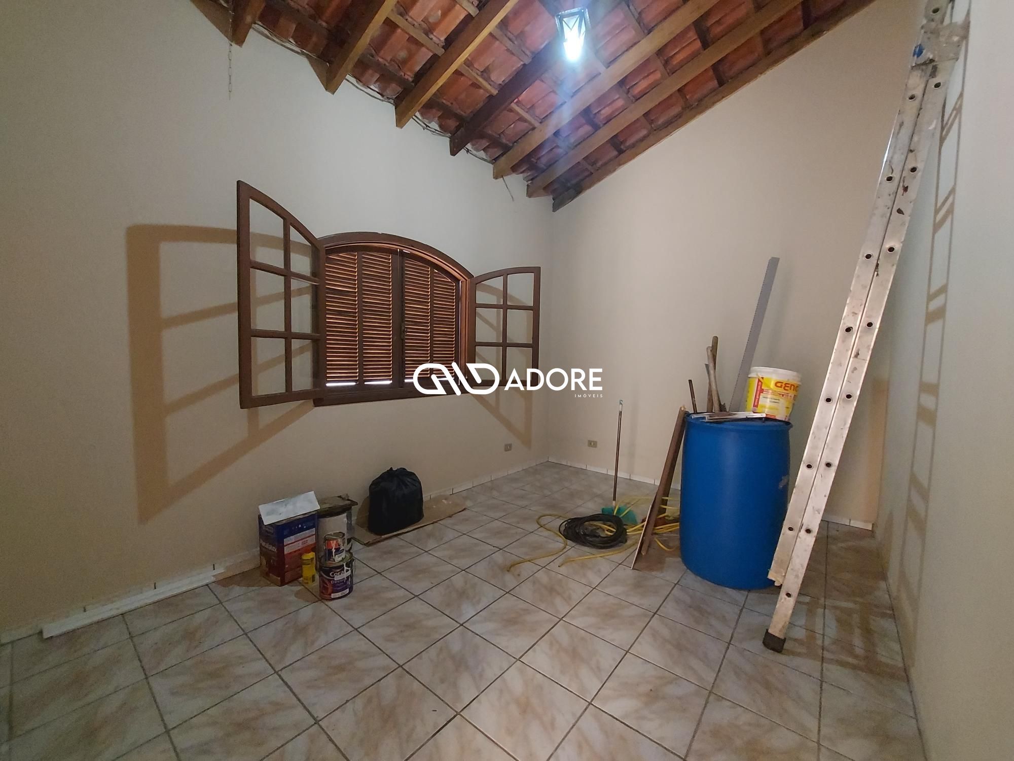 Casa à venda e aluguel com 3 quartos, 246m² - Foto 21