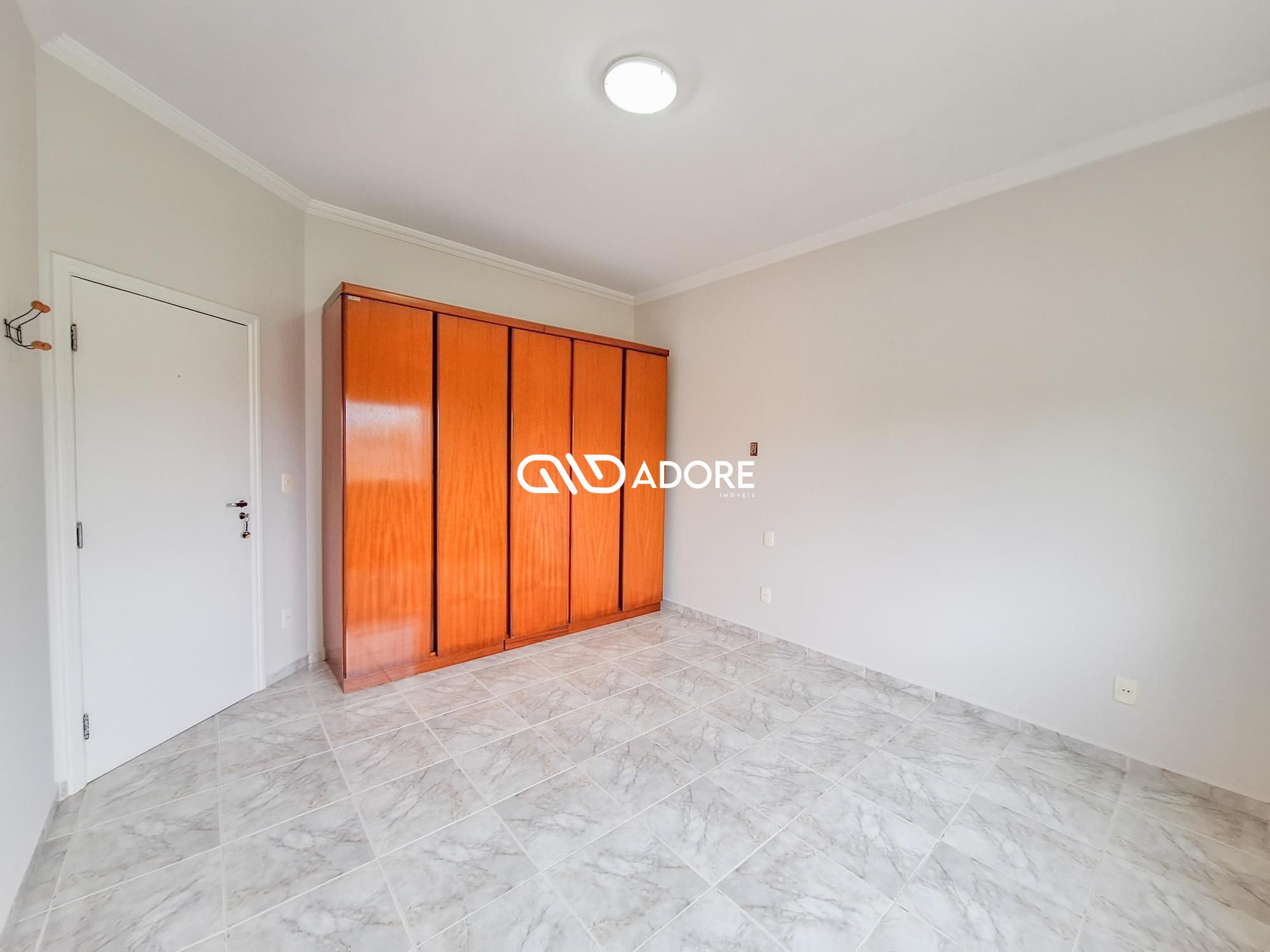 Casa de Condomínio para alugar com 4 quartos, 316m² - Foto 31