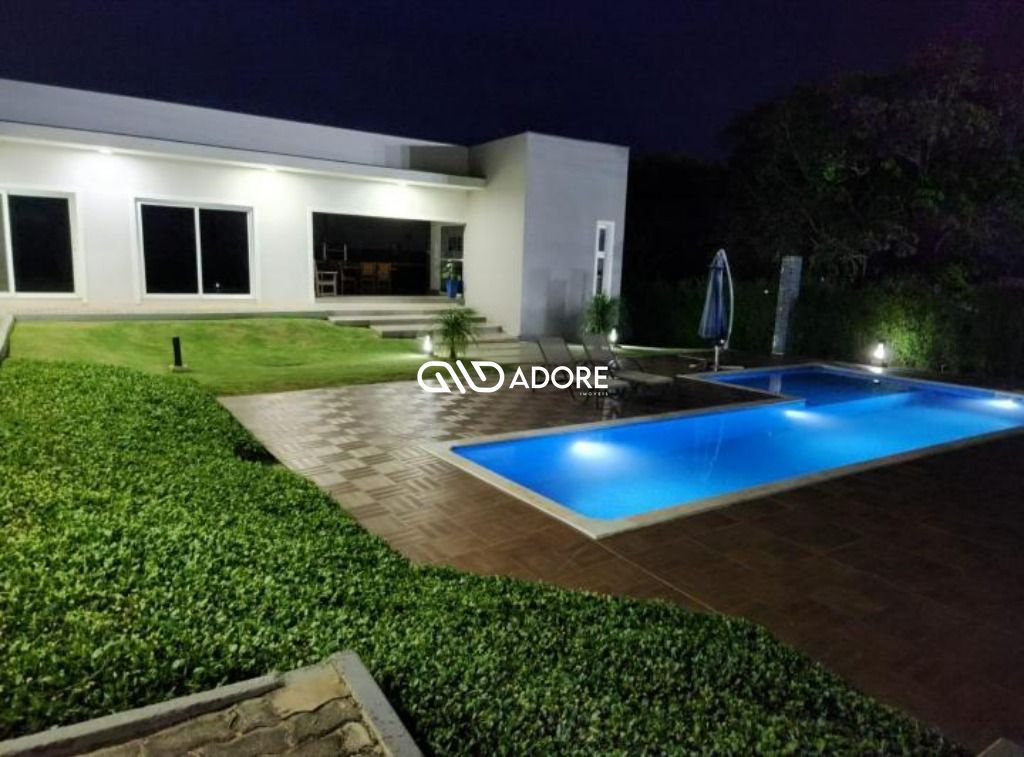 Casa de Condomínio à venda com 3 quartos, 560m² - Foto 25