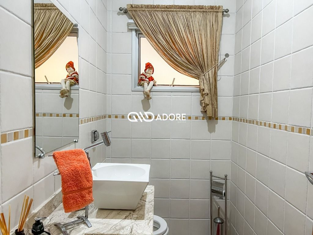 Casa de Condomínio à venda com 4 quartos, 400m² - Foto 24