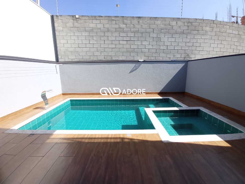 Casa de Condomínio à venda com 3 quartos, 190m² - Foto 1