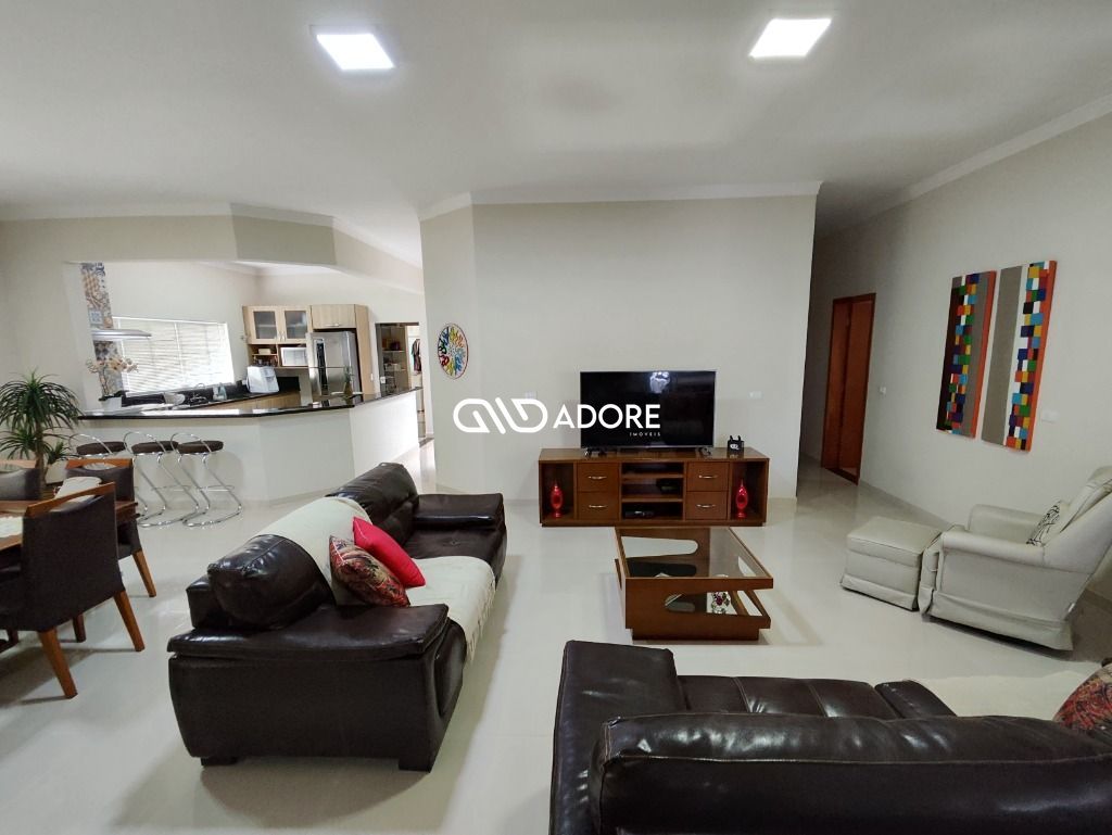 Casa de Condomínio à venda com 4 quartos, 336m² - Foto 6