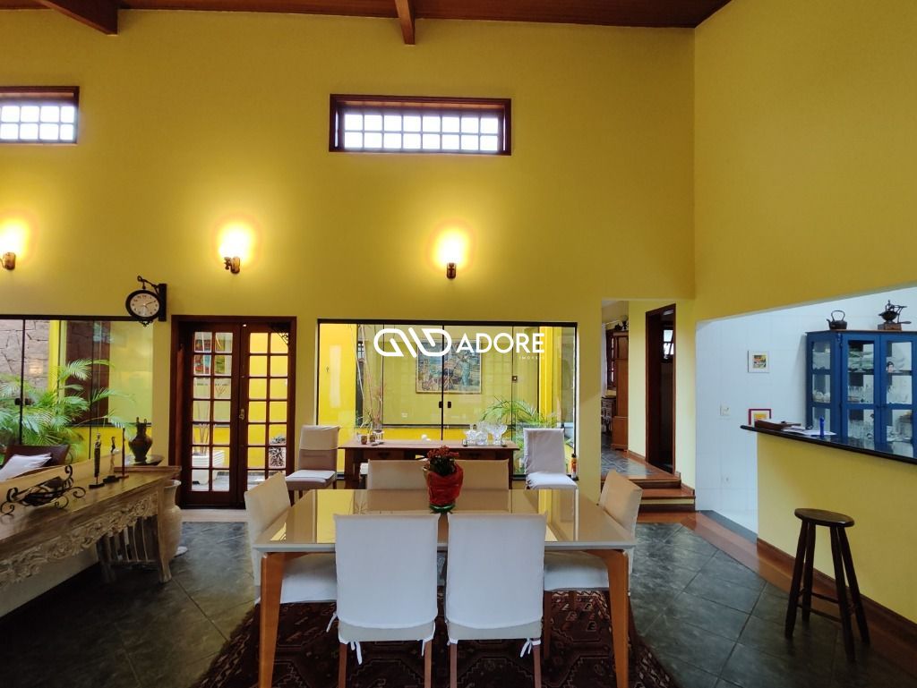 Casa de Condomínio à venda com 4 quartos, 304m² - Foto 7