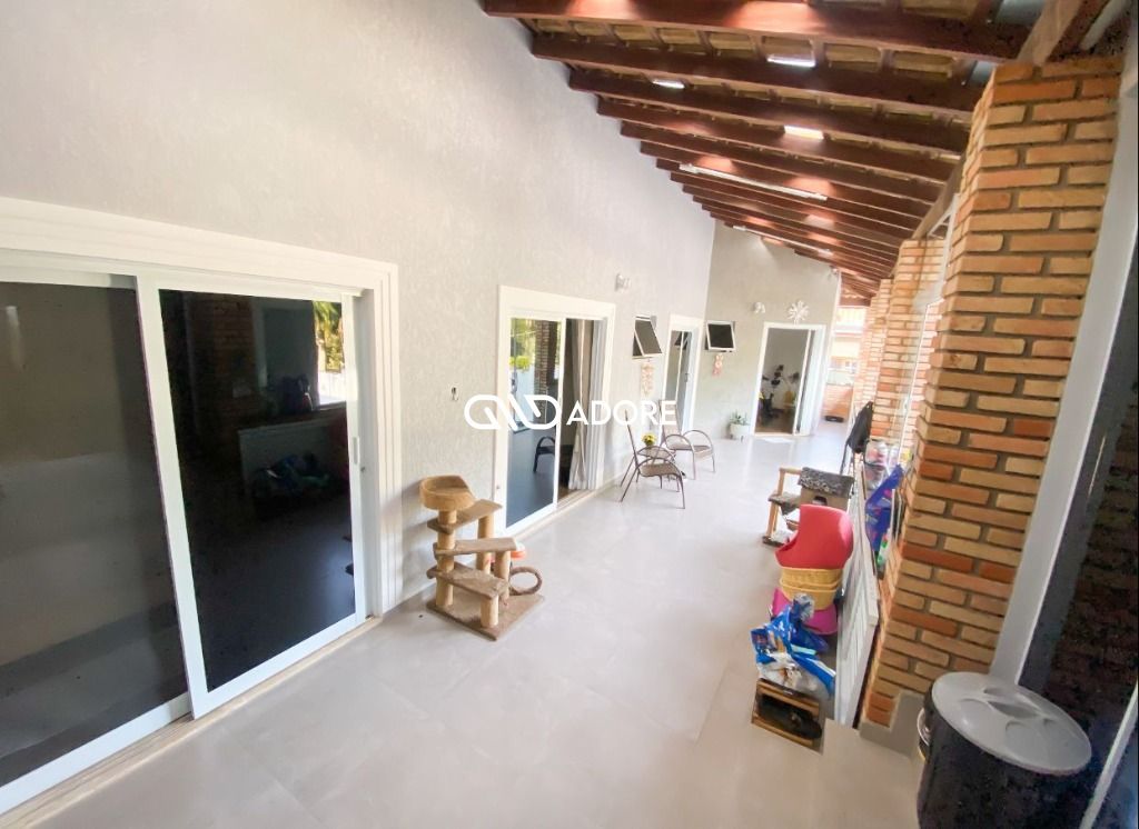 Casa de Condomínio à venda com 4 quartos, 400m² - Foto 21