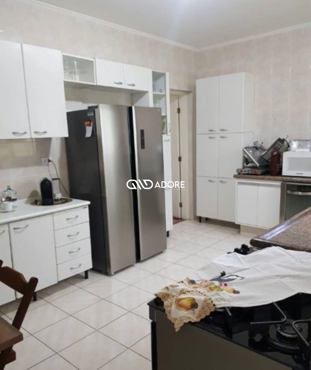 Casa à venda com 3 quartos, 252m² - Foto 4