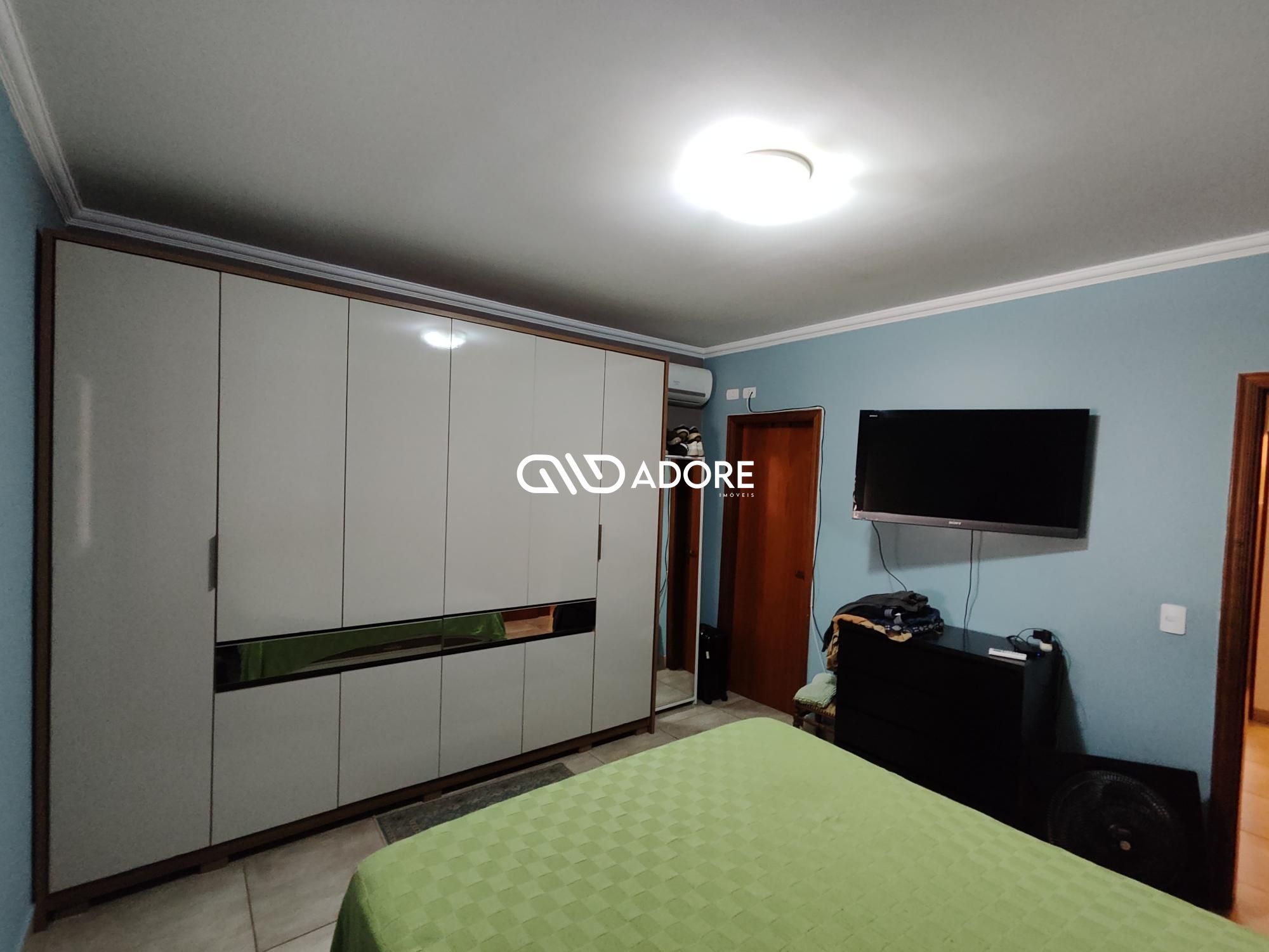 Casa de Condomínio à venda com 4 quartos, 280m² - Foto 25