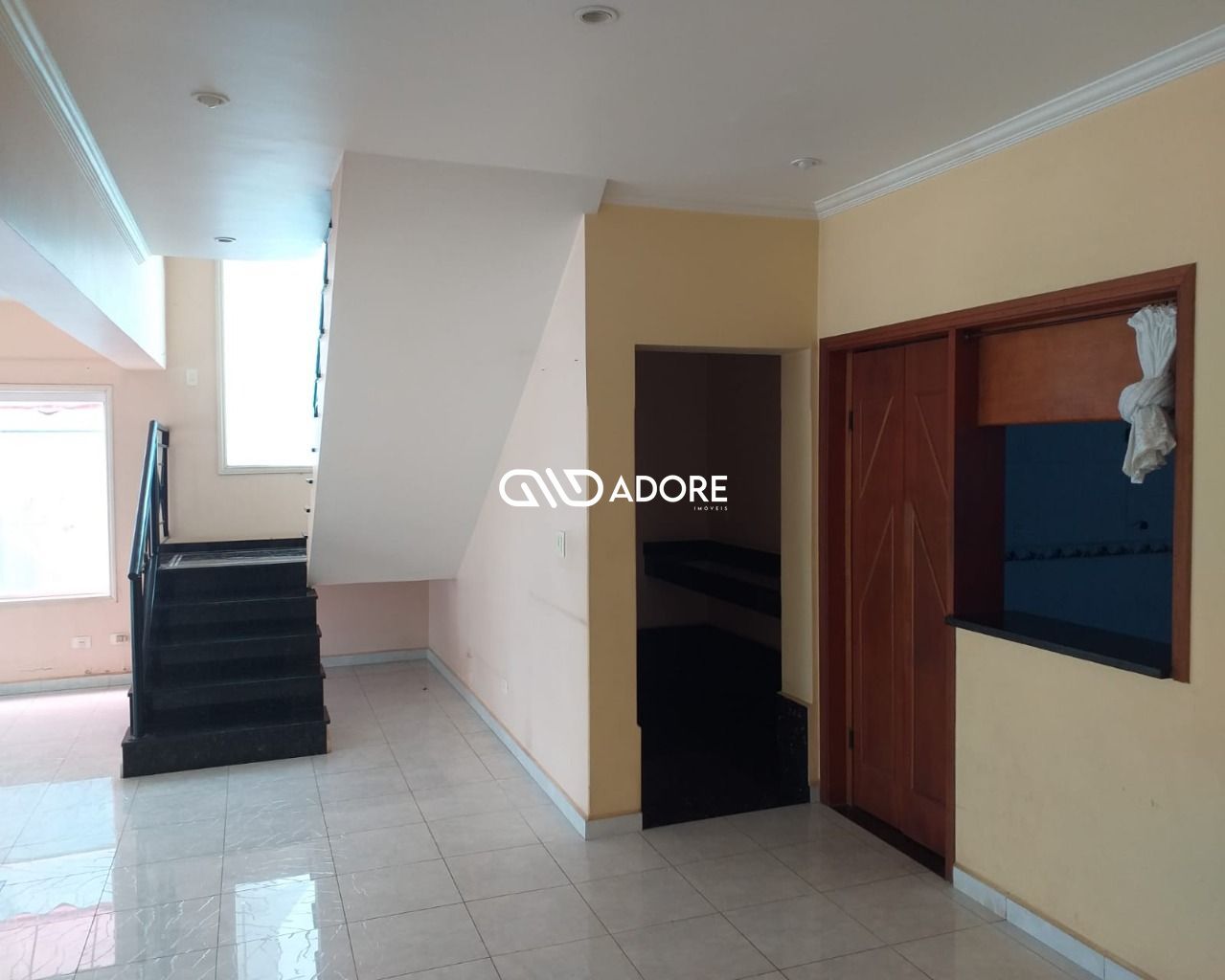 Casa de Condomínio à venda com 3 quartos, 312m² - Foto 4