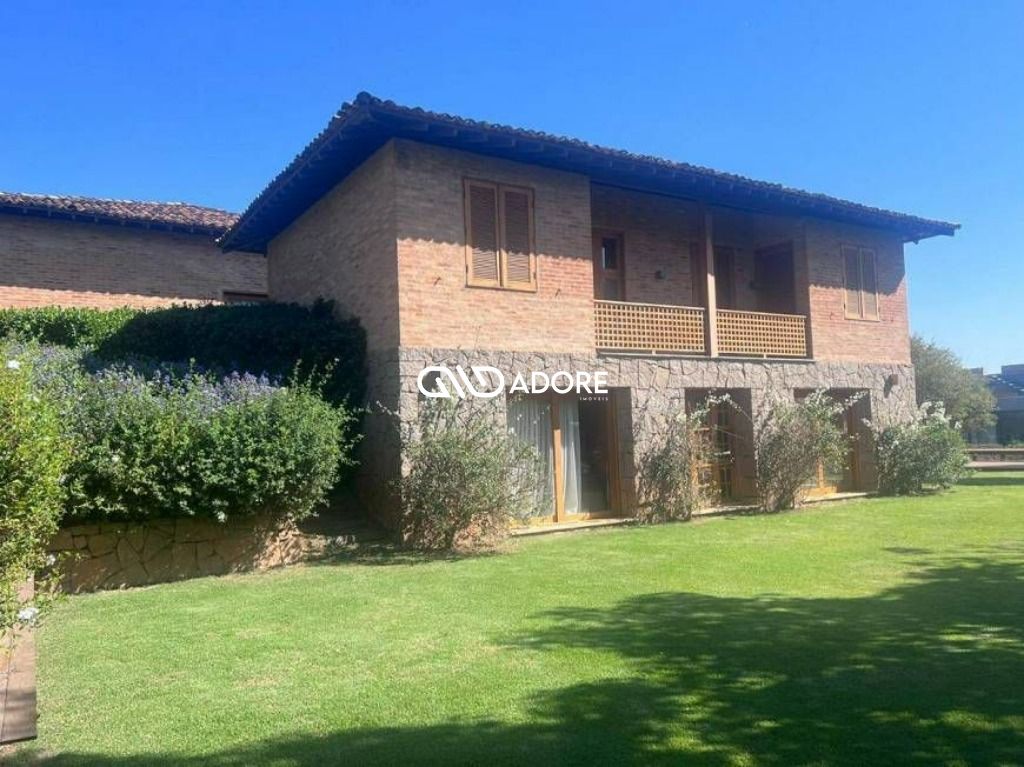 Casa de Condomínio à venda com 6 quartos, 3500m² - Foto 1