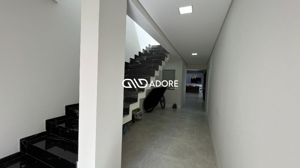 Casa de Condomínio à venda com 5 quartos, 362m² - Foto 19