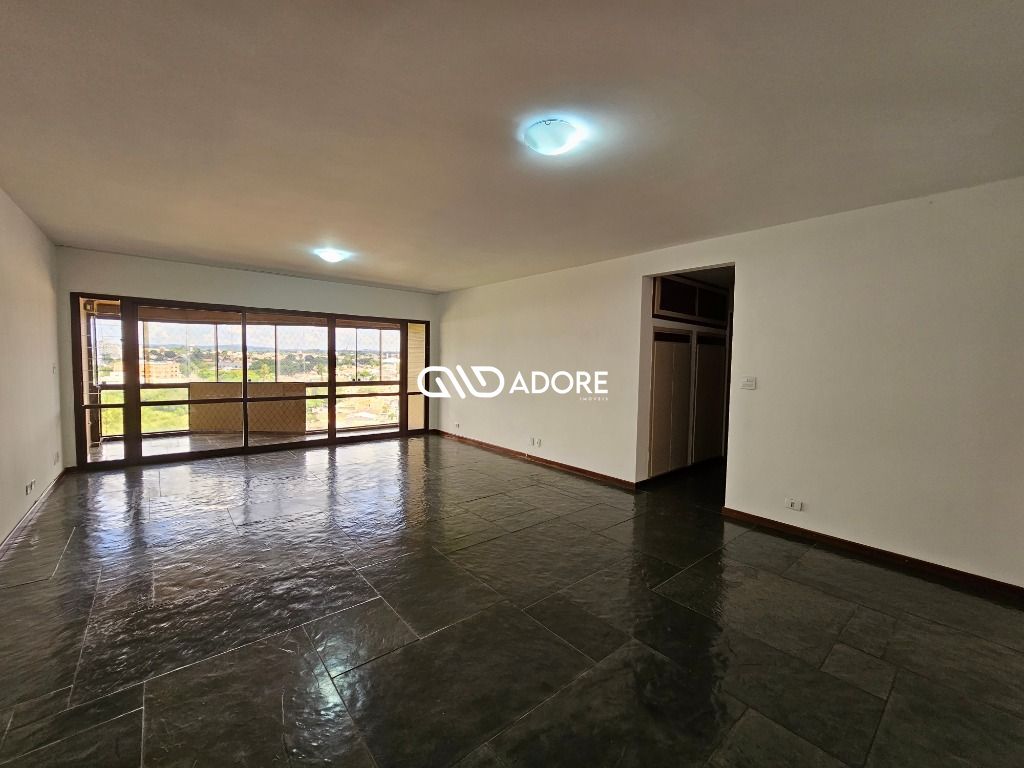 Apartamento para alugar com 3 quartos, 130m² - Foto 2