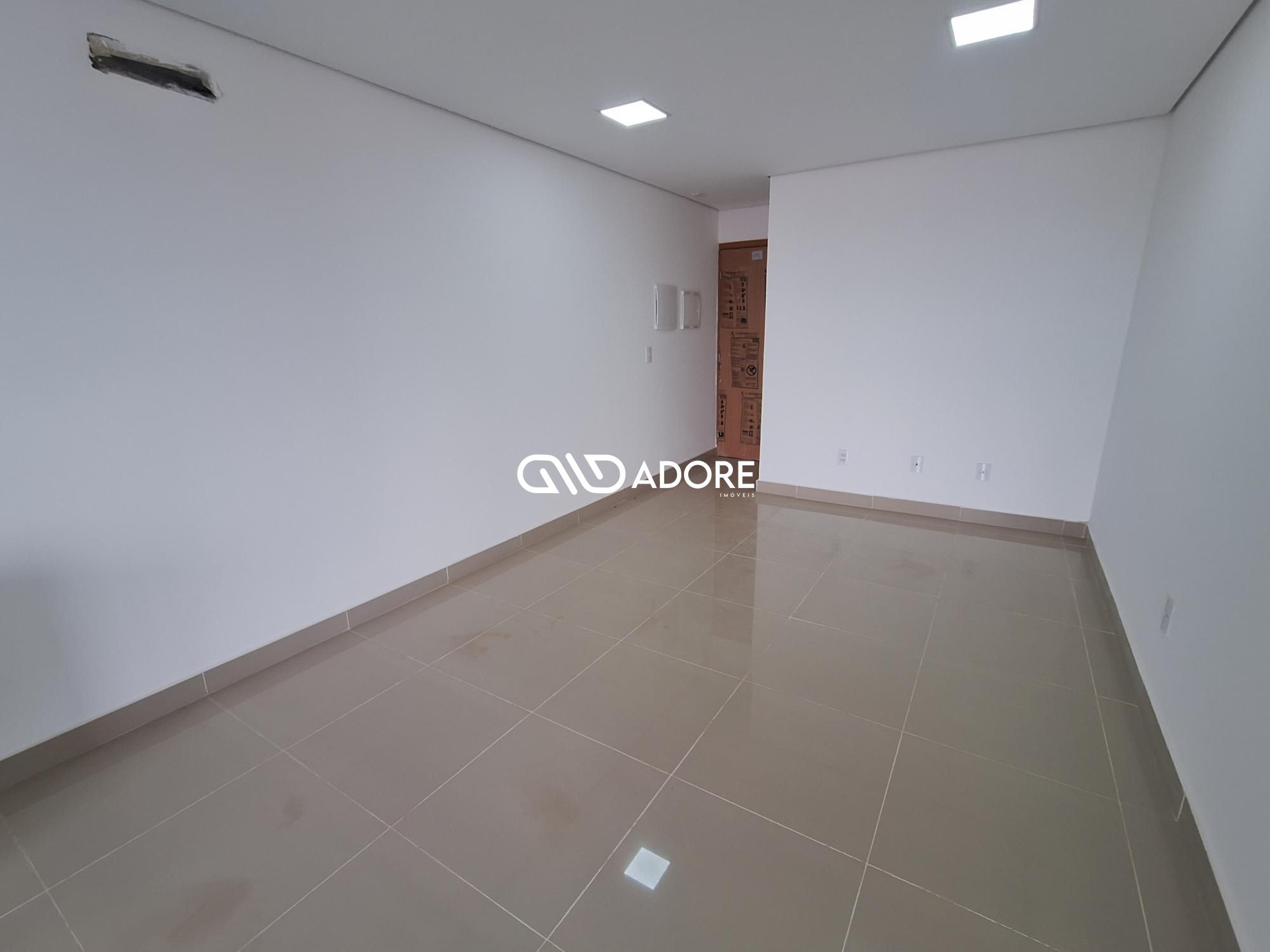 Apartamento à venda e aluguel com 2 quartos, 74m² - Foto 2