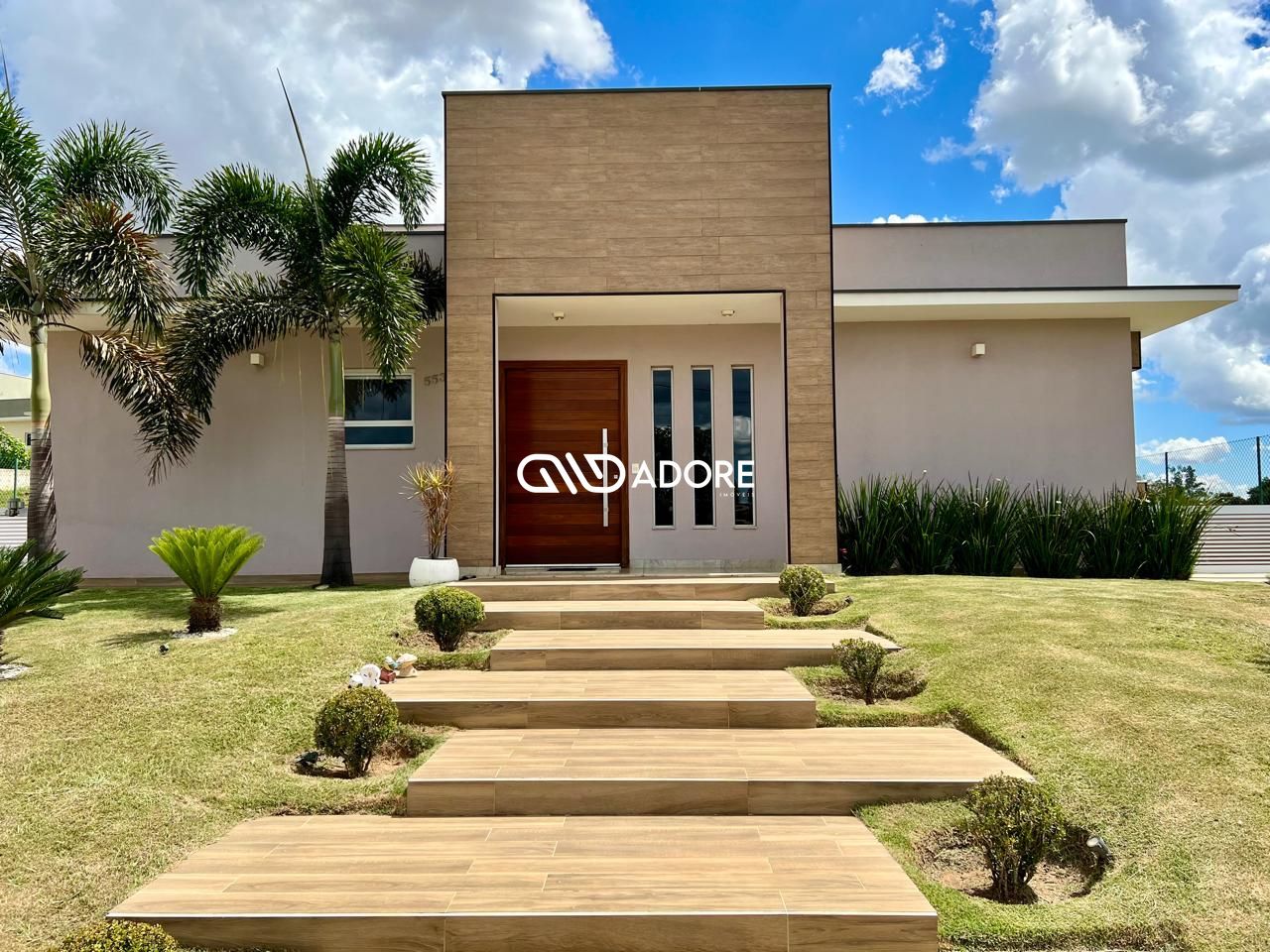 Casa de Condomínio à venda com 3 quartos, 278m² - Foto 1