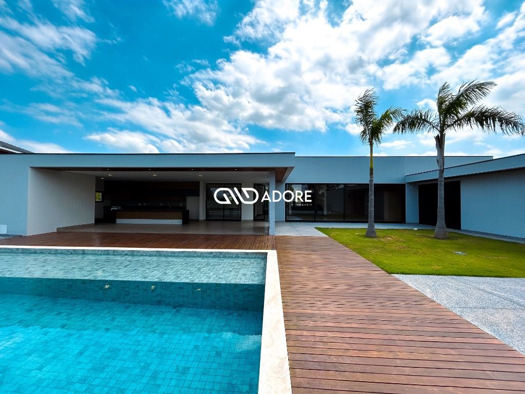 Casa de Condomínio à venda com 5 quartos, 831m² - Foto 2