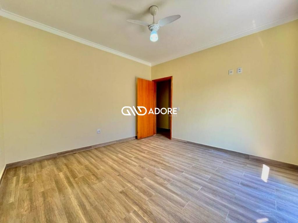 Casa de Condomínio à venda com 4 quartos, 293m² - Foto 12