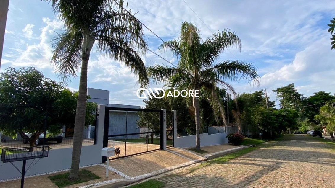 Casa de Condomínio à venda com 3 quartos, 350m² - Foto 2