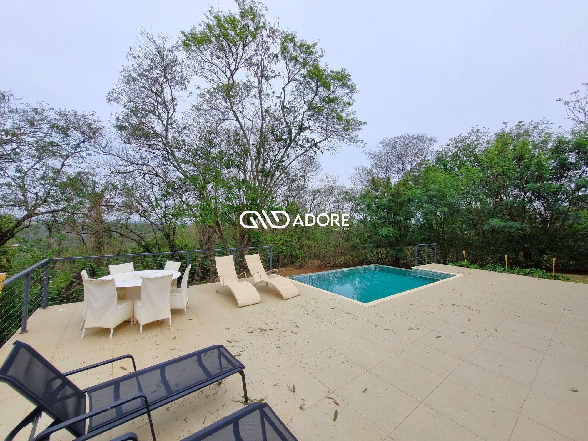 Casa de Condomínio à venda com 3 quartos, 366m² - Foto 2