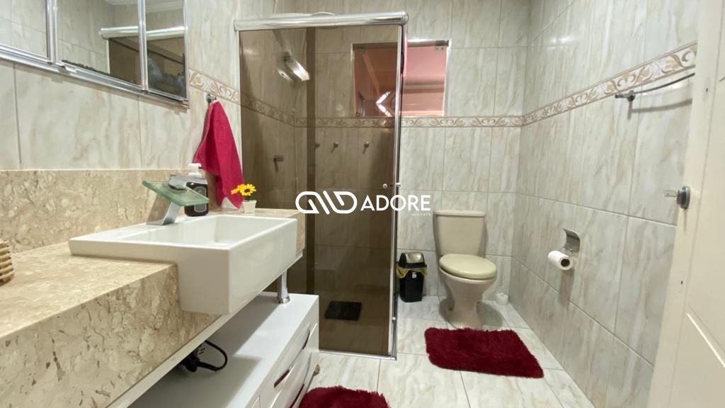 Casa à venda com 3 quartos, 250m² - Foto 13