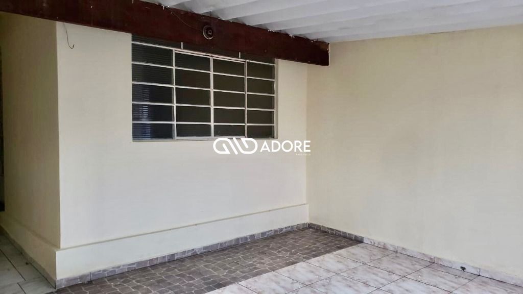 Casa à venda com 2 quartos, 90m² - Foto 11