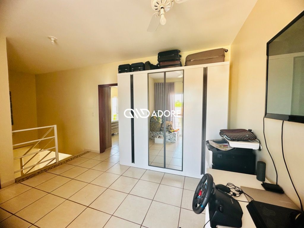 Casa de Condomínio à venda com 3 quartos, 189m² - Foto 14