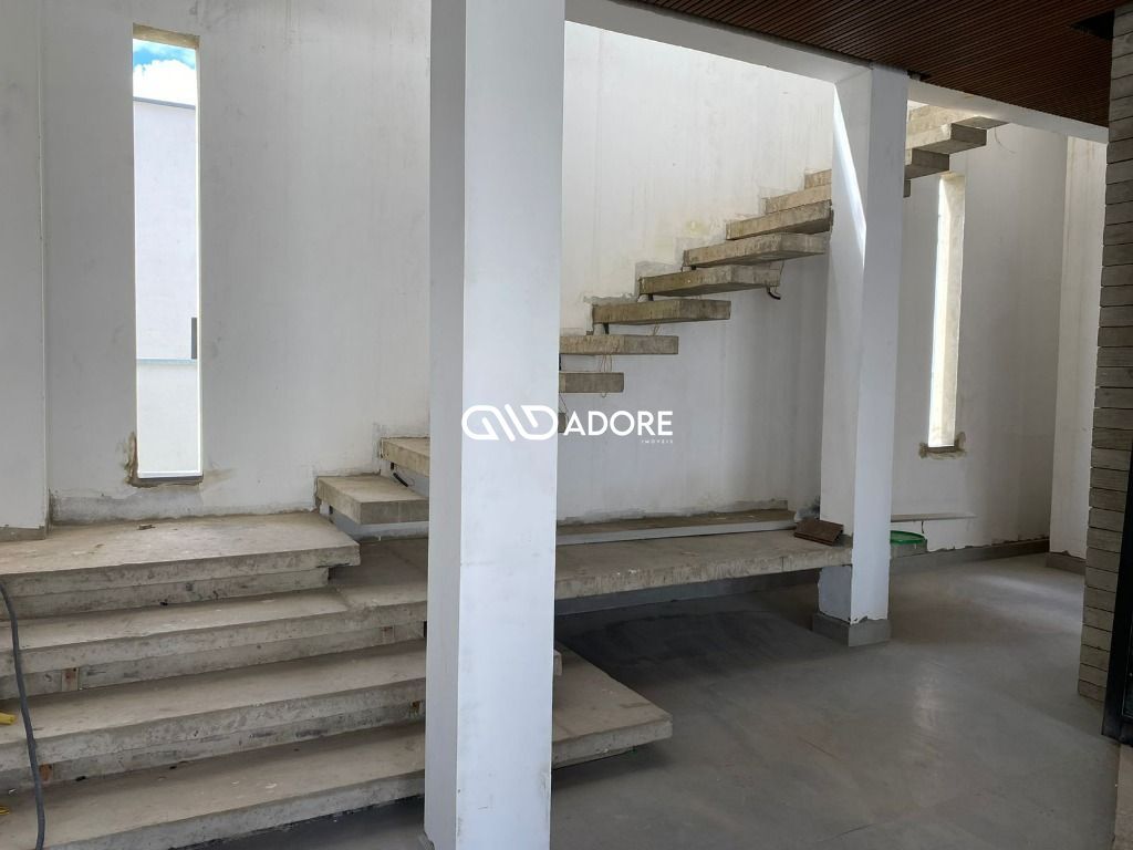 Casa de Condomínio à venda com 5 quartos, 424m² - Foto 5