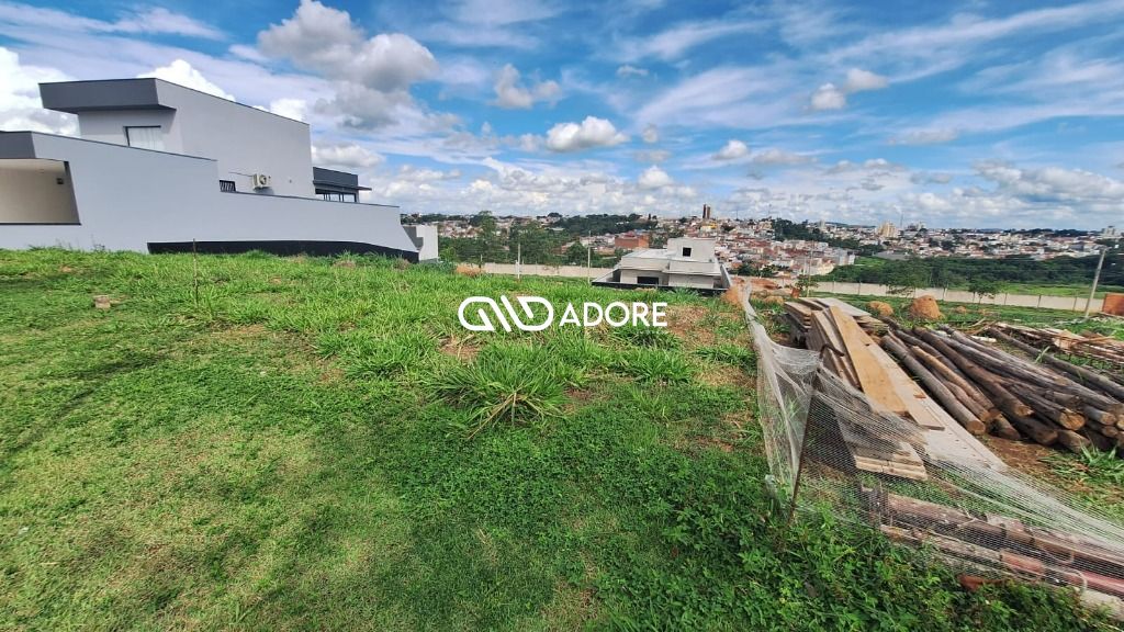 Terreno à venda, 377m² - Foto 1