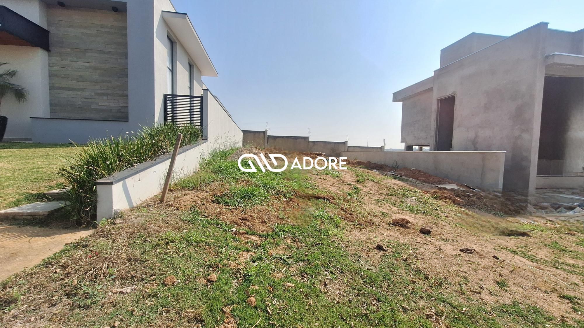 Terreno à venda, 300m² - Foto 1