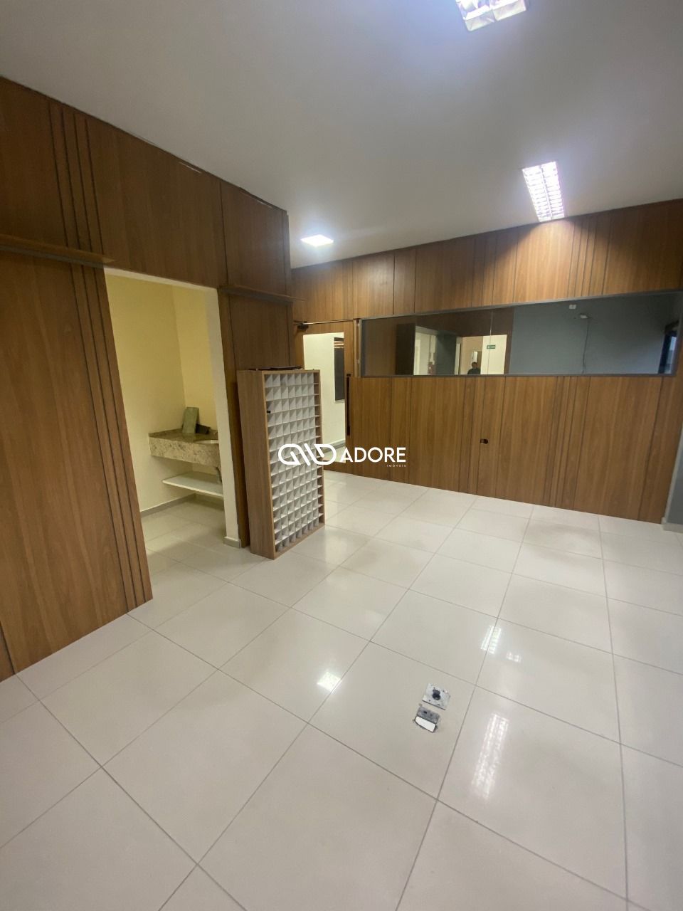 Depósito-Galpão-Armazém à venda e aluguel com 3 quartos, 1056m² - Foto 8