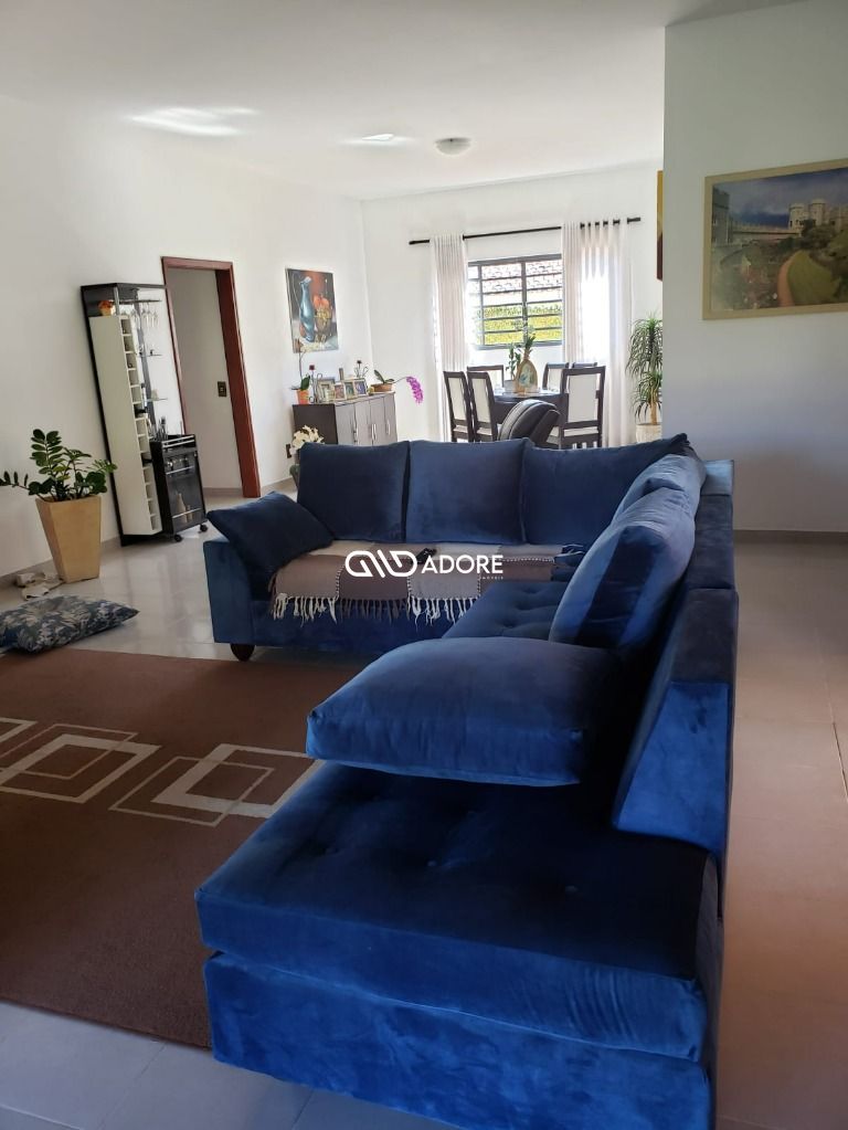 Casa de Condomínio à venda com 2 quartos, 350m² - Foto 3