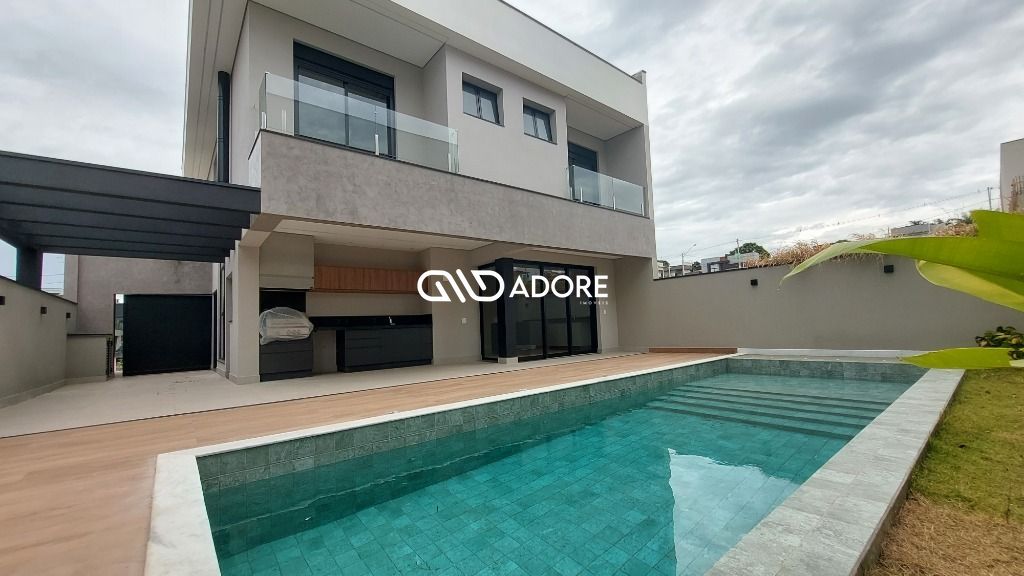 Casa de Condomínio à venda com 3 quartos, 251m² - Foto 4