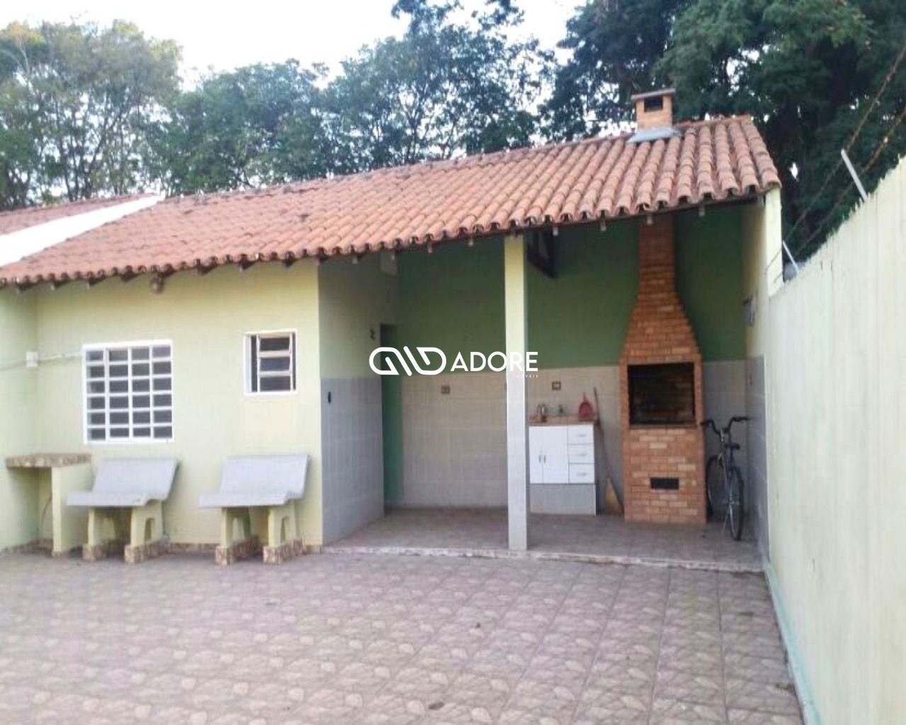 Casa à venda com 3 quartos, 200m² - Foto 2