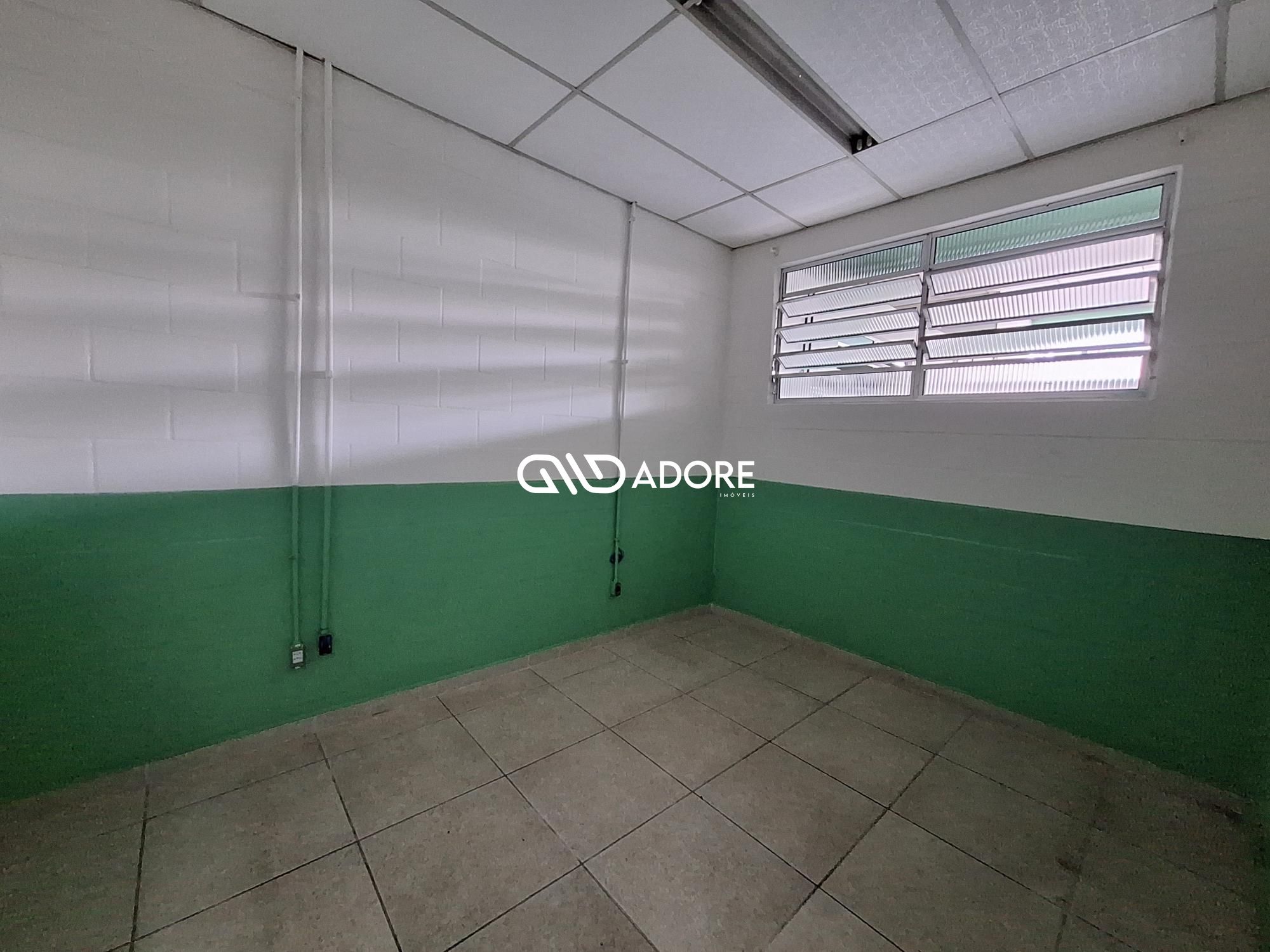 Prédio Inteiro para alugar com 26 quartos, 311m² - Foto 19