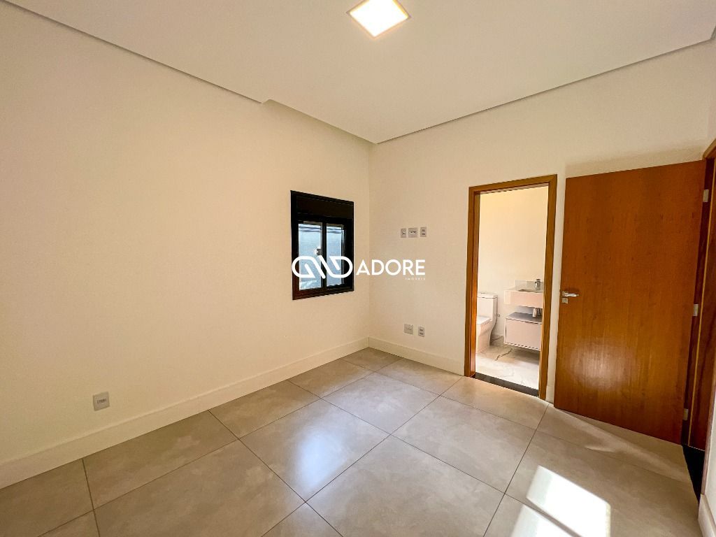 Casa de Condomínio à venda com 3 quartos, 250m² - Foto 29