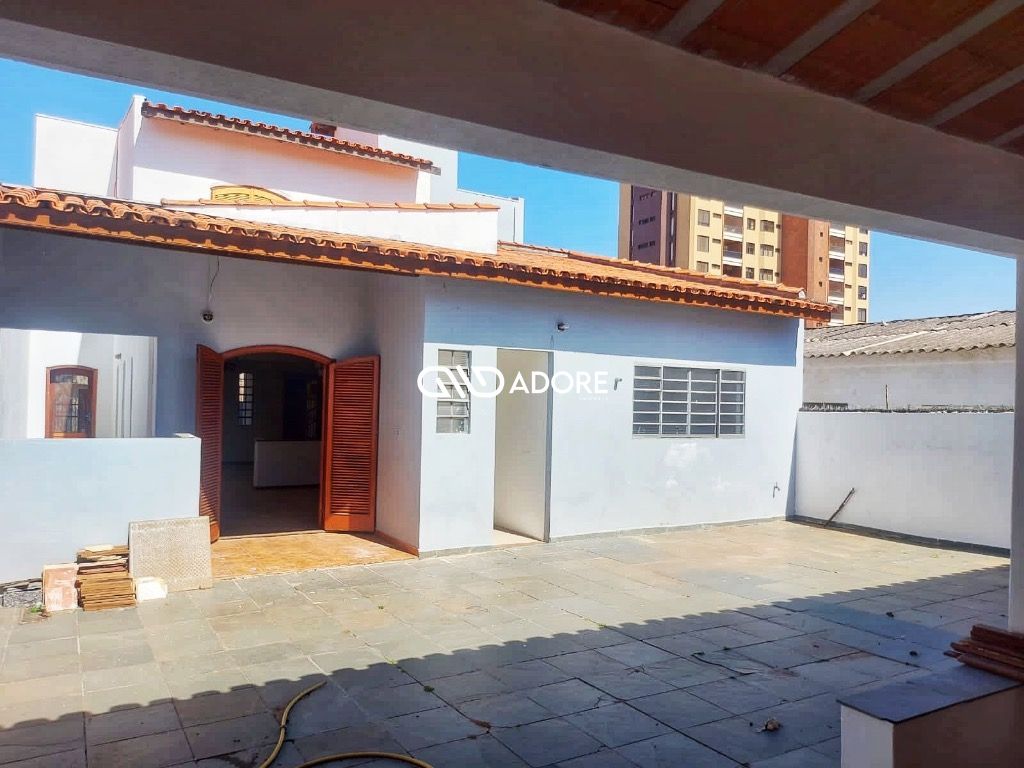 Casa à venda com 3 quartos, 300m² - Foto 30