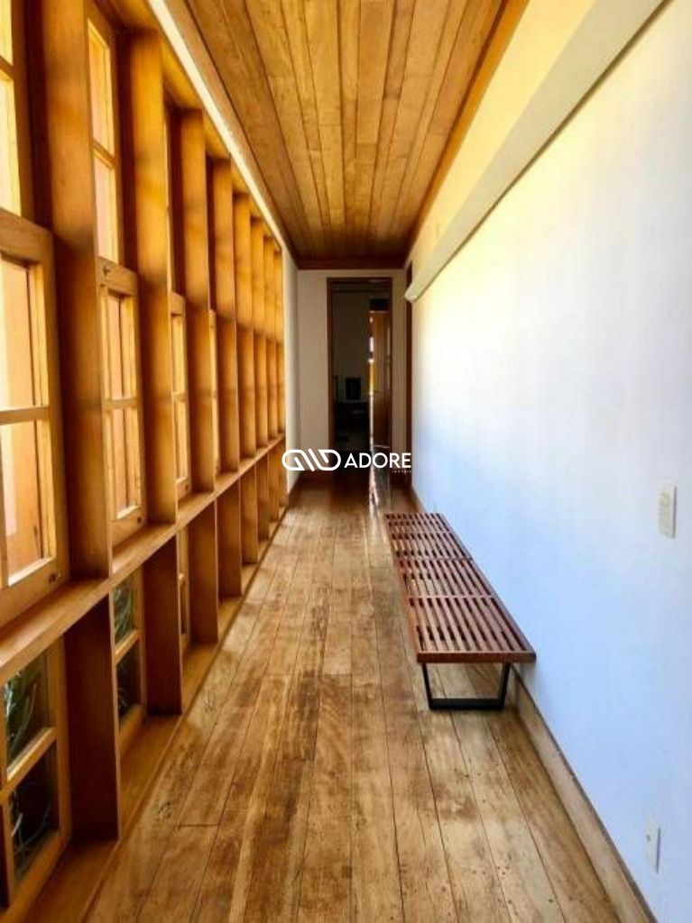 Casa de Condomínio à venda com 6 quartos, 3500m² - Foto 2