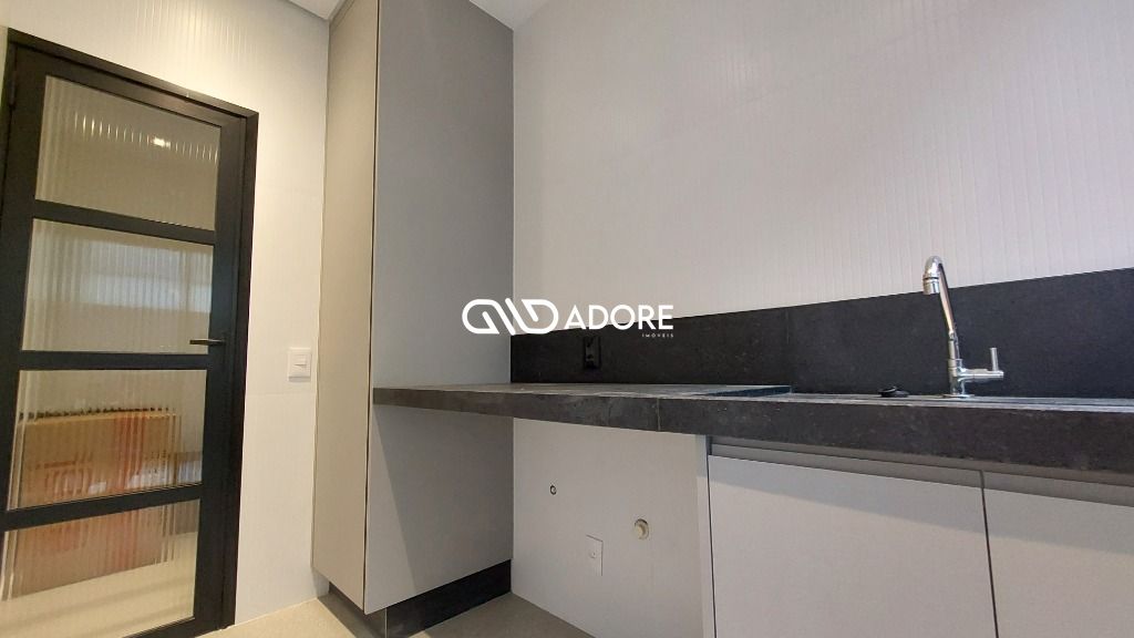 Casa de Condomínio à venda com 3 quartos, 251m² - Foto 40