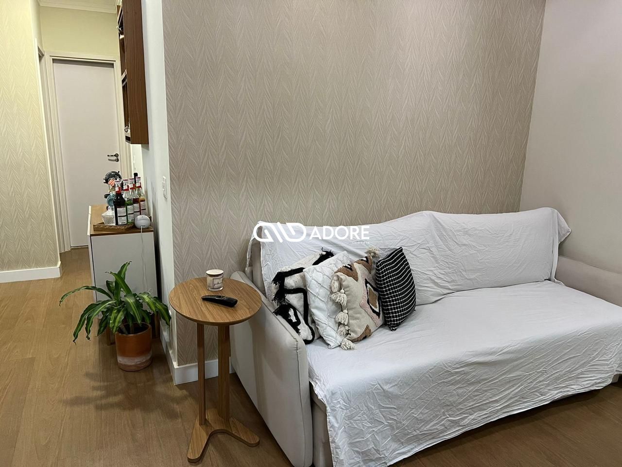 Apartamento à venda com 3 quartos, 63m² - Foto 2