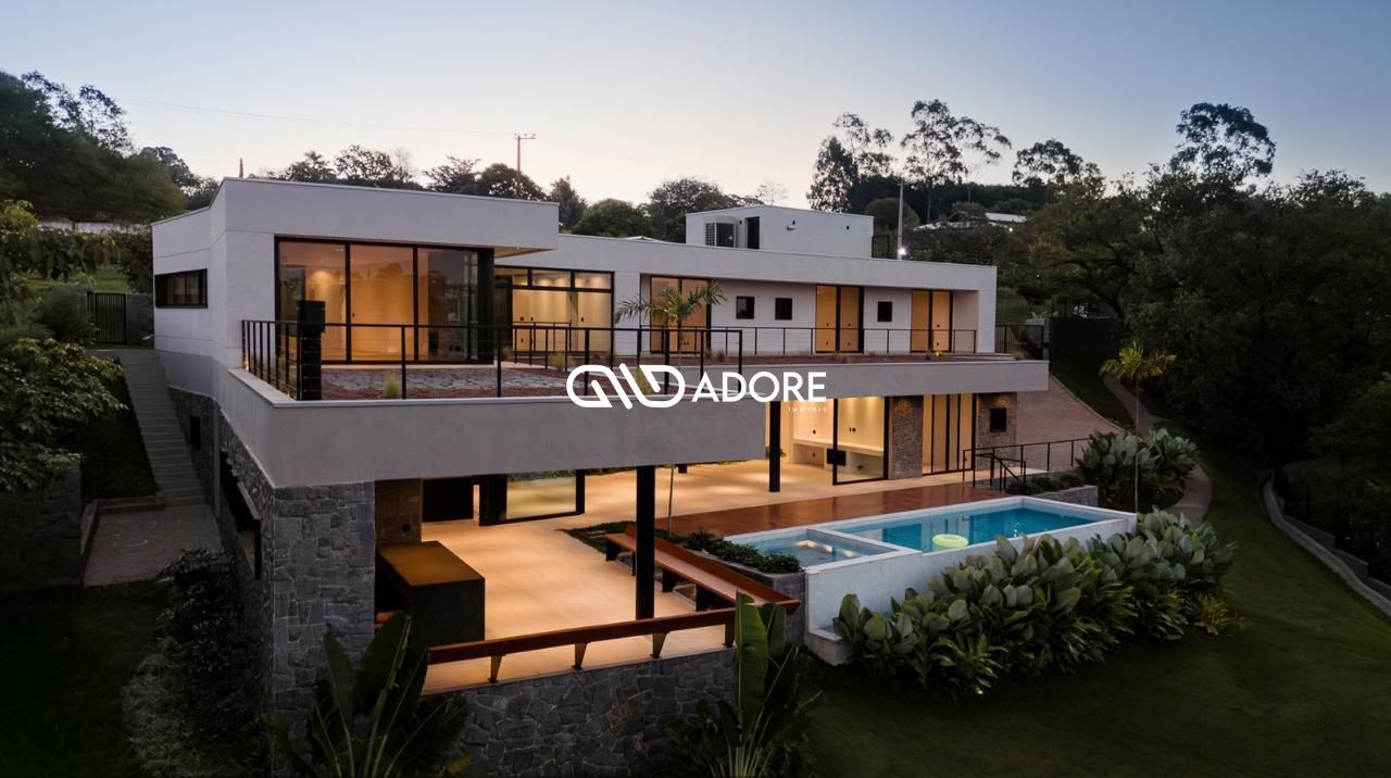 Casa de Condomínio à venda com 5 quartos, 615m² - Foto 1