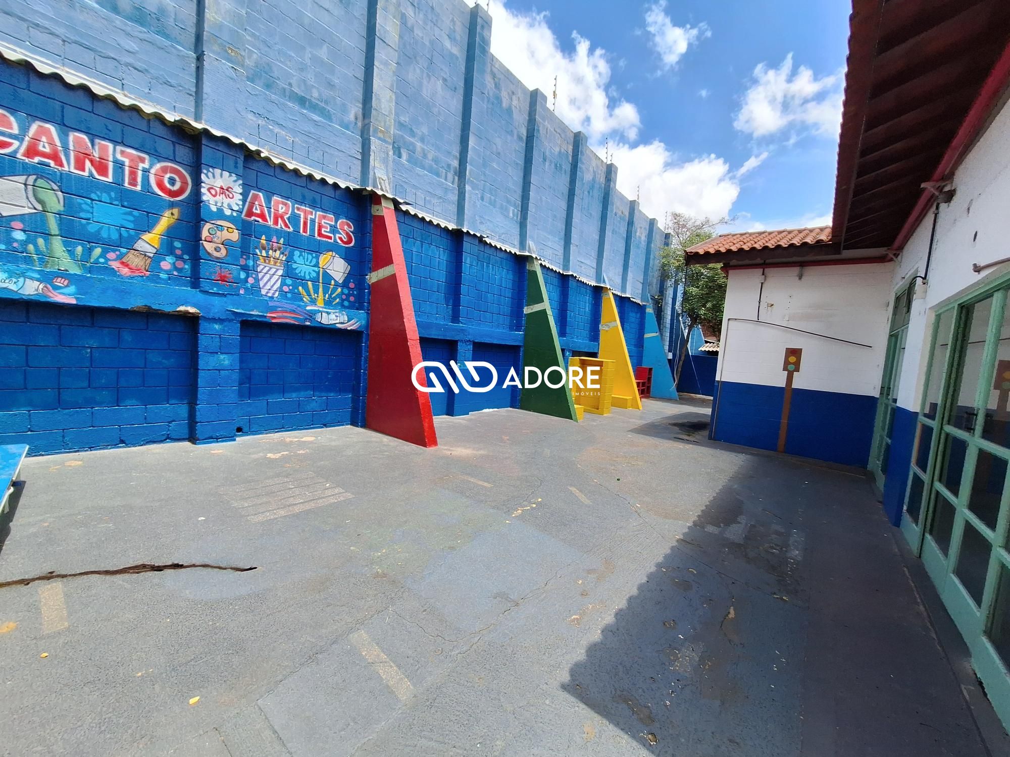 Prédio Inteiro para alugar com 26 quartos, 311m² - Foto 15