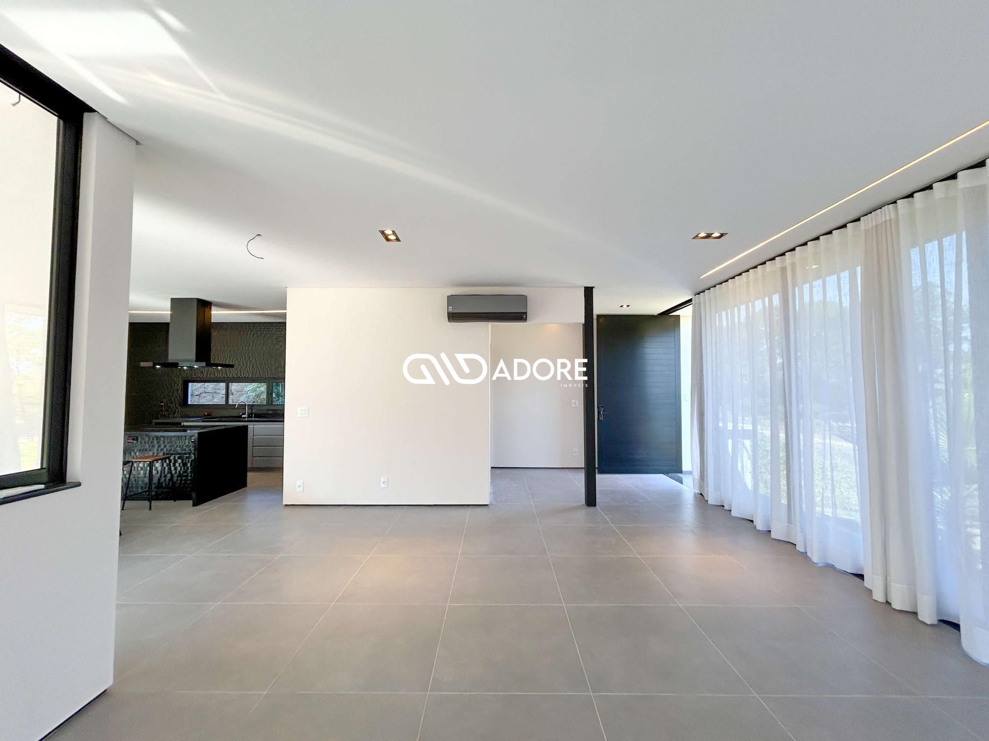 Casa de Condomínio à venda com 4 quartos, 320m² - Foto 3