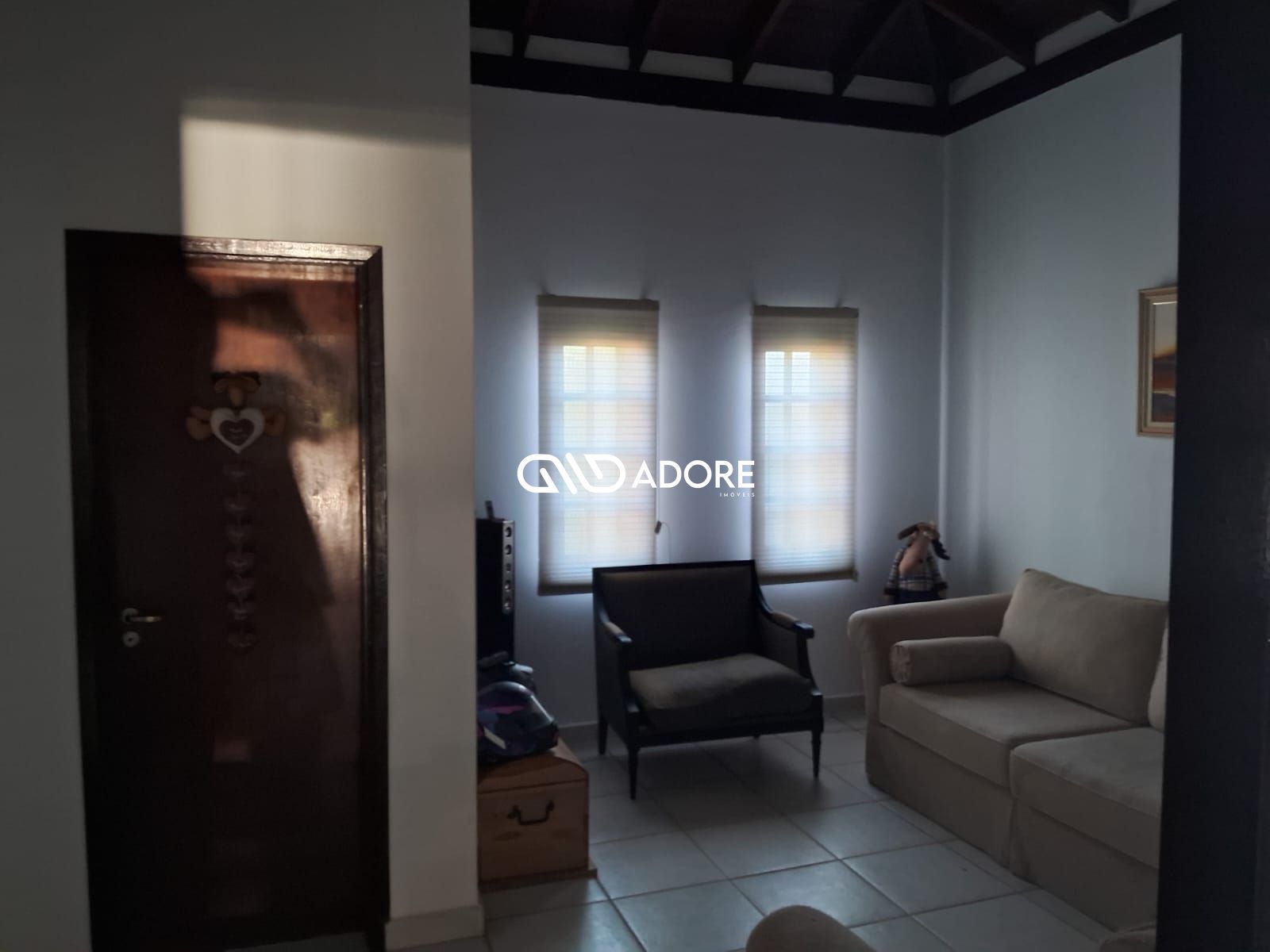 Casa de Condomínio à venda com 3 quartos, 450m² - Foto 4